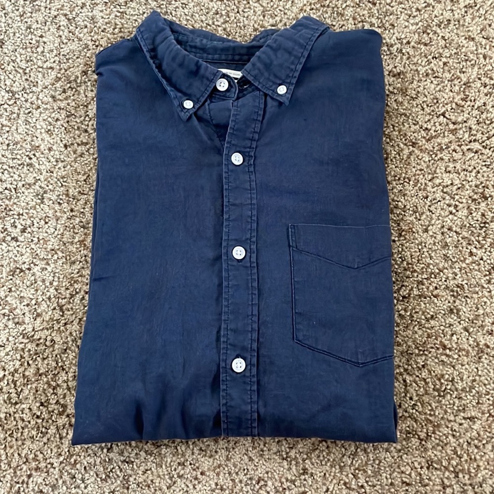 Men’s Old Navy Shirt